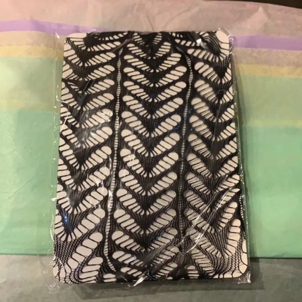 NWT Pantyhose/Stocking Fishnet Tight w/garter waist #3 🍀